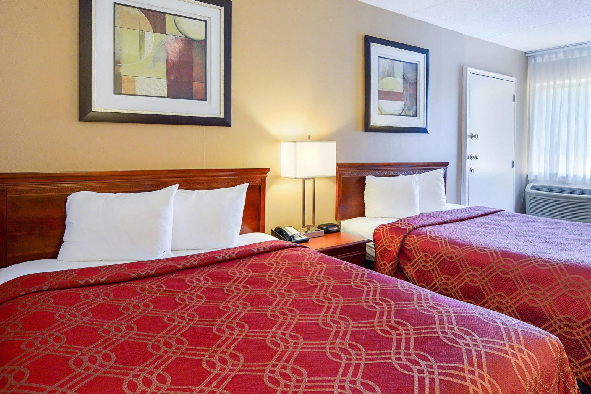 Quality Inn Harpers Ferry Exterior photo