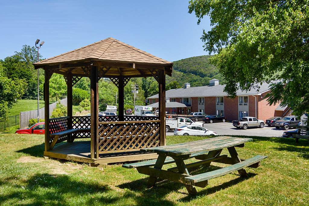 Quality Inn Harpers Ferry Amenities photo