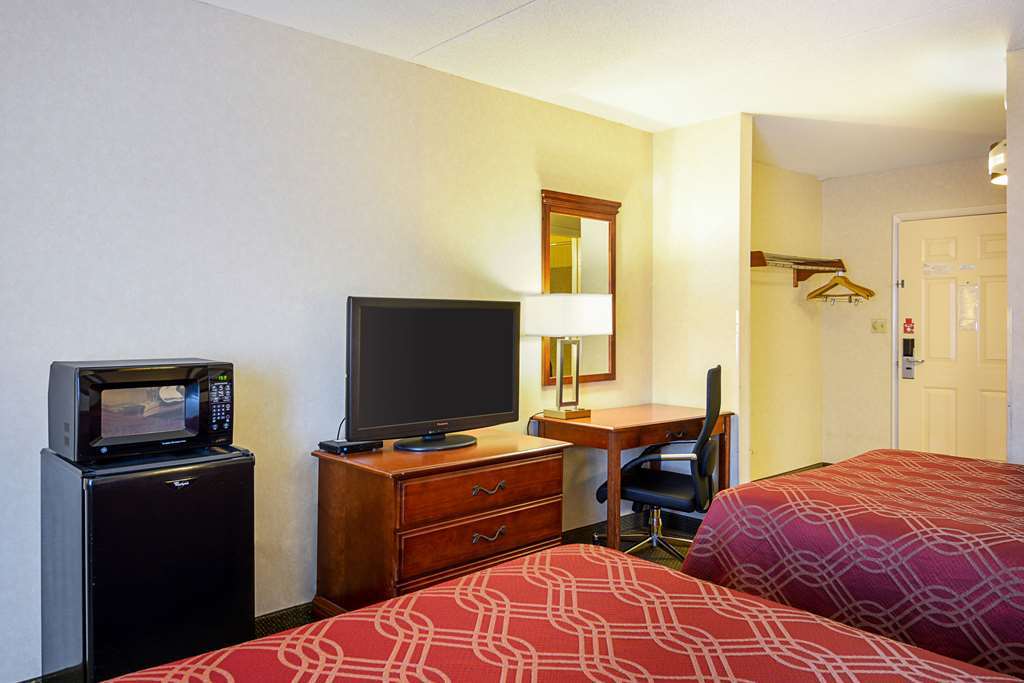 Quality Inn Harpers Ferry Room photo